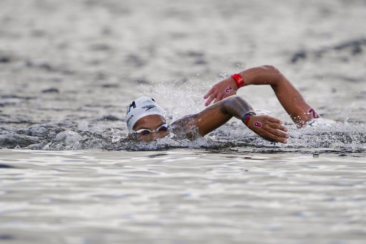 Brazil's Cunha wins women's Olympic marathon swimming